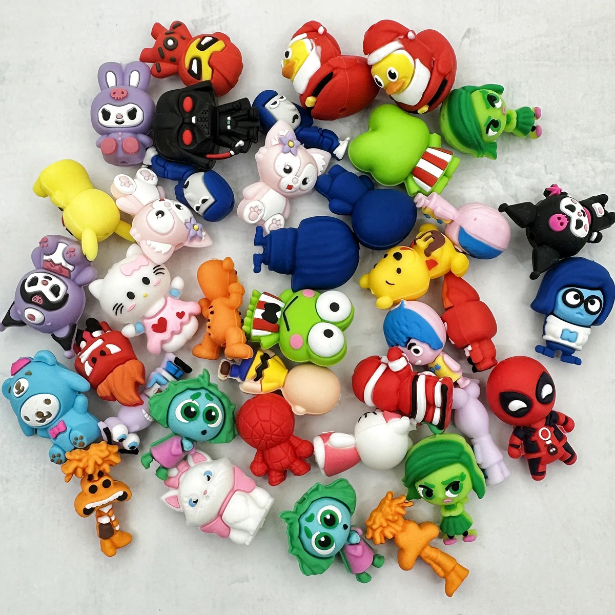 10PCS 3D Silicone Beads DIY Popular Movies 3D Beads Silicone Beads Handmade DIY Pen Nipple Chain Jewelry Wholesale Accessories