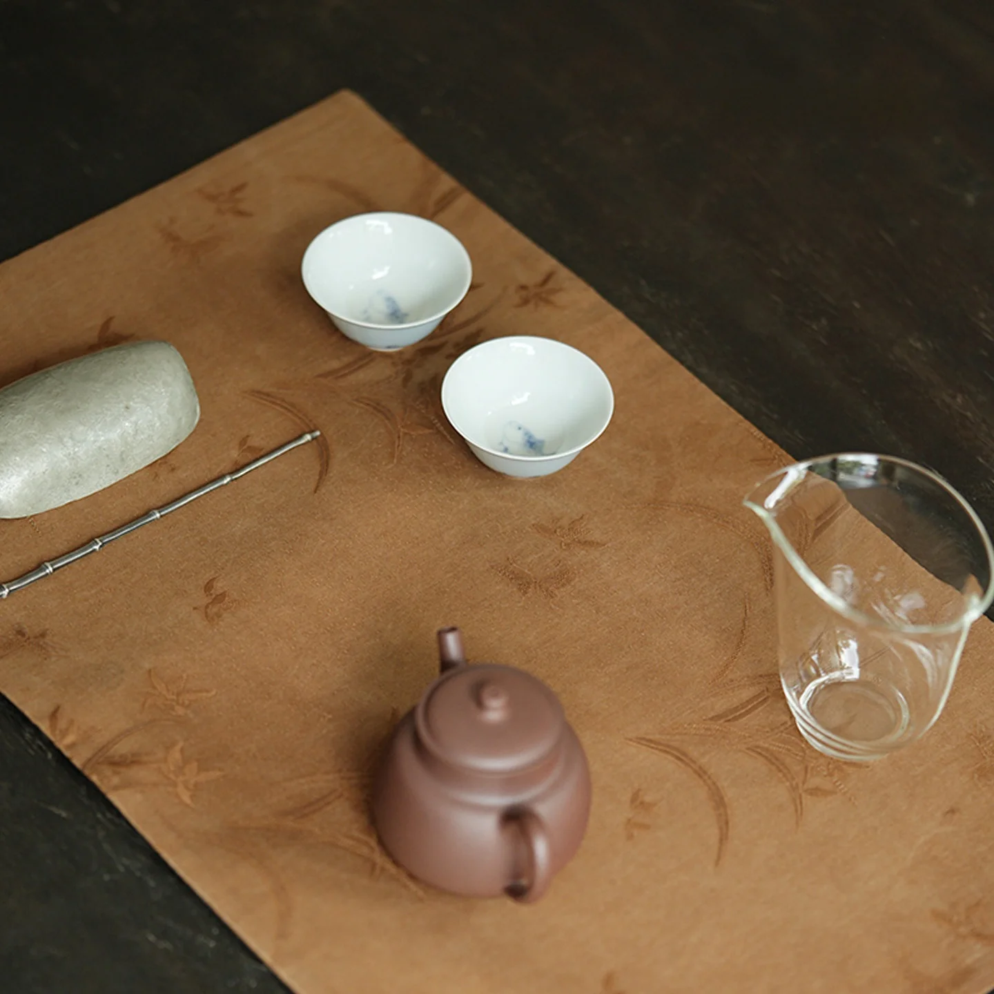 

Двусторонняя высококачественная элегантная скатерть Fushanxu в китайском стиле с дзен-мотивами для чайной церемонии, из ткани «облачный шелк», для дома