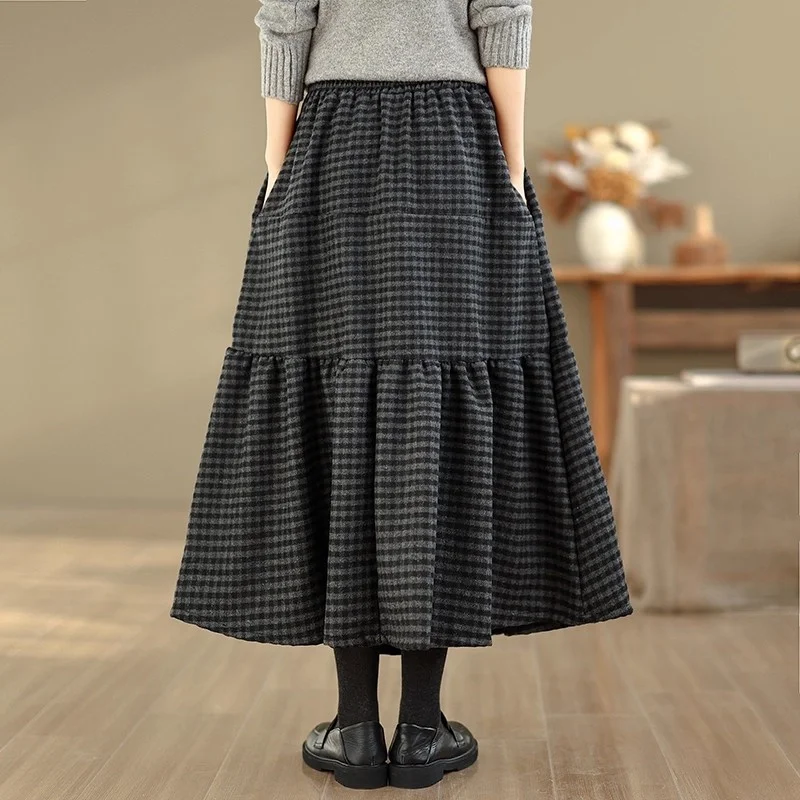 

Woolen Plaid Skirt - Retro Artistic A-Line Umbrella Skirt, Premium Quality Oversized Fit, for Spring Autumn Winter 2026 (W1722)