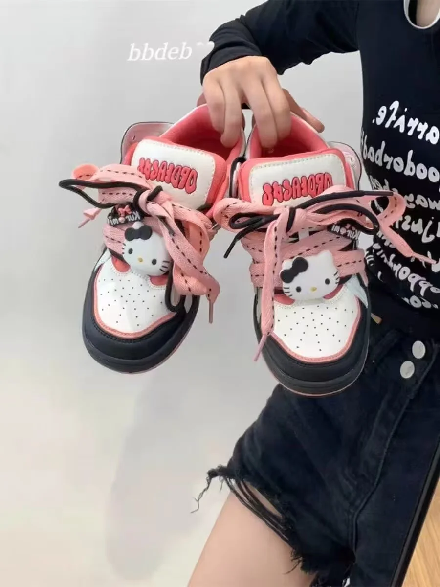 hello kitty KT cats 2025 new real pictures drop shipping Girls' Small Fashion Cartoon pink and black women's causel shoes