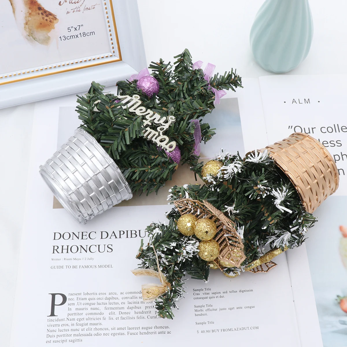 

2pcs Model Mini Xmas for Christmas Desktop Tree Xmas Table Decor Christmas Decor Tree Home Party Ornament Festive Atmosphere
