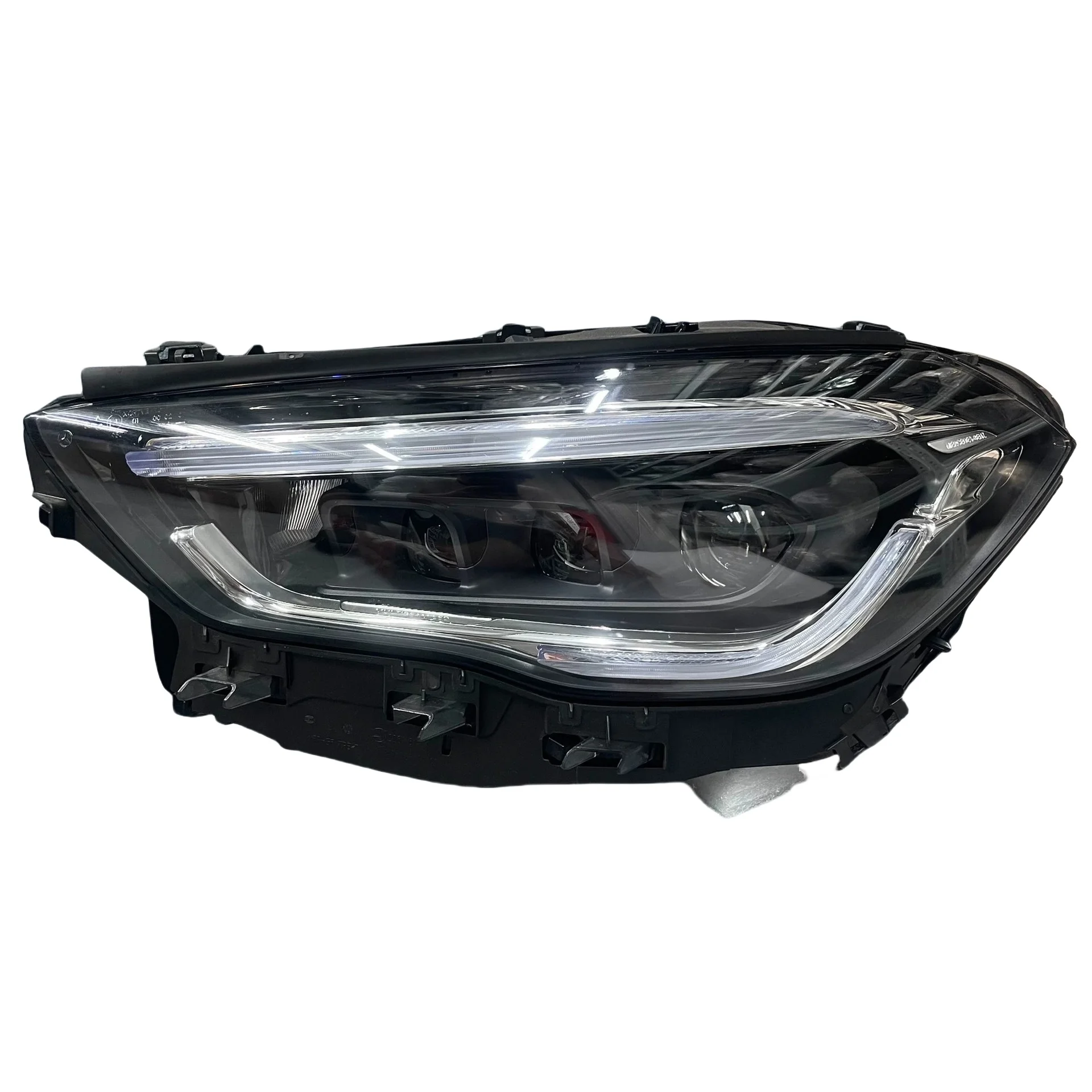 Suitable for Mercedes-Benz W247 GLA180 GLA200 GLA220 GLA260 original remanufactured headlight A2479064705/A2479064805