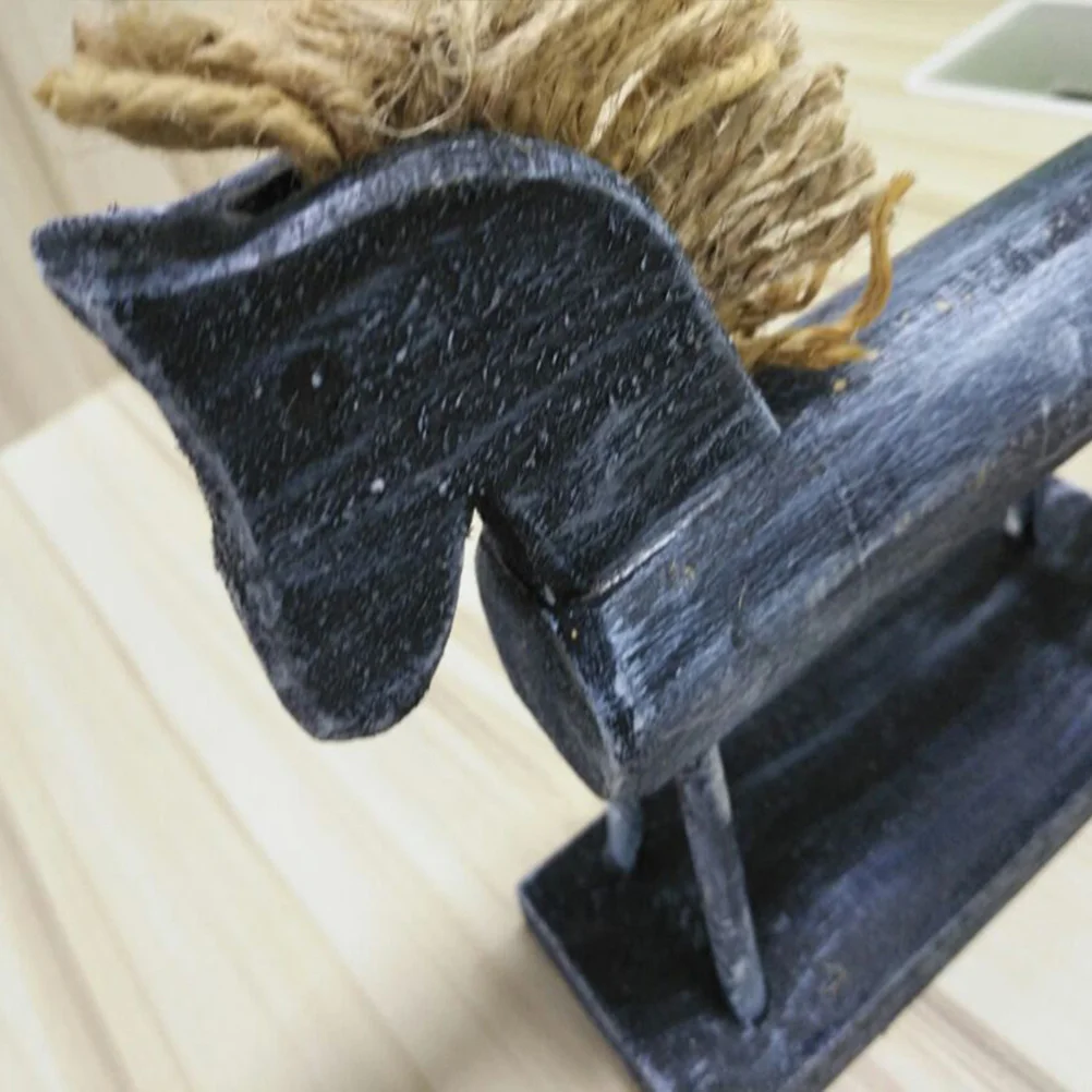 

1Pcs Wooden Horse Sculpture Vintage Handmade Classic Art Decoration for Home Office Store Jewelry Display Rack