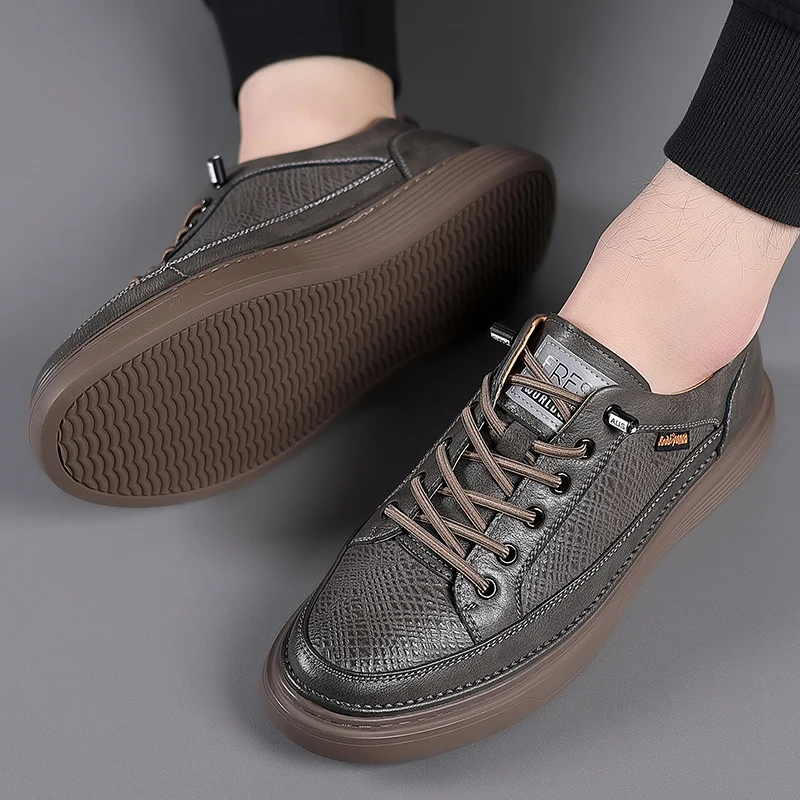 High Quality 2023 Spring New Men Casual Shoes Fashion Retro Outdoor Wear-resistant Shoes Comfortable Shoes Non-slip Soft Sole 44