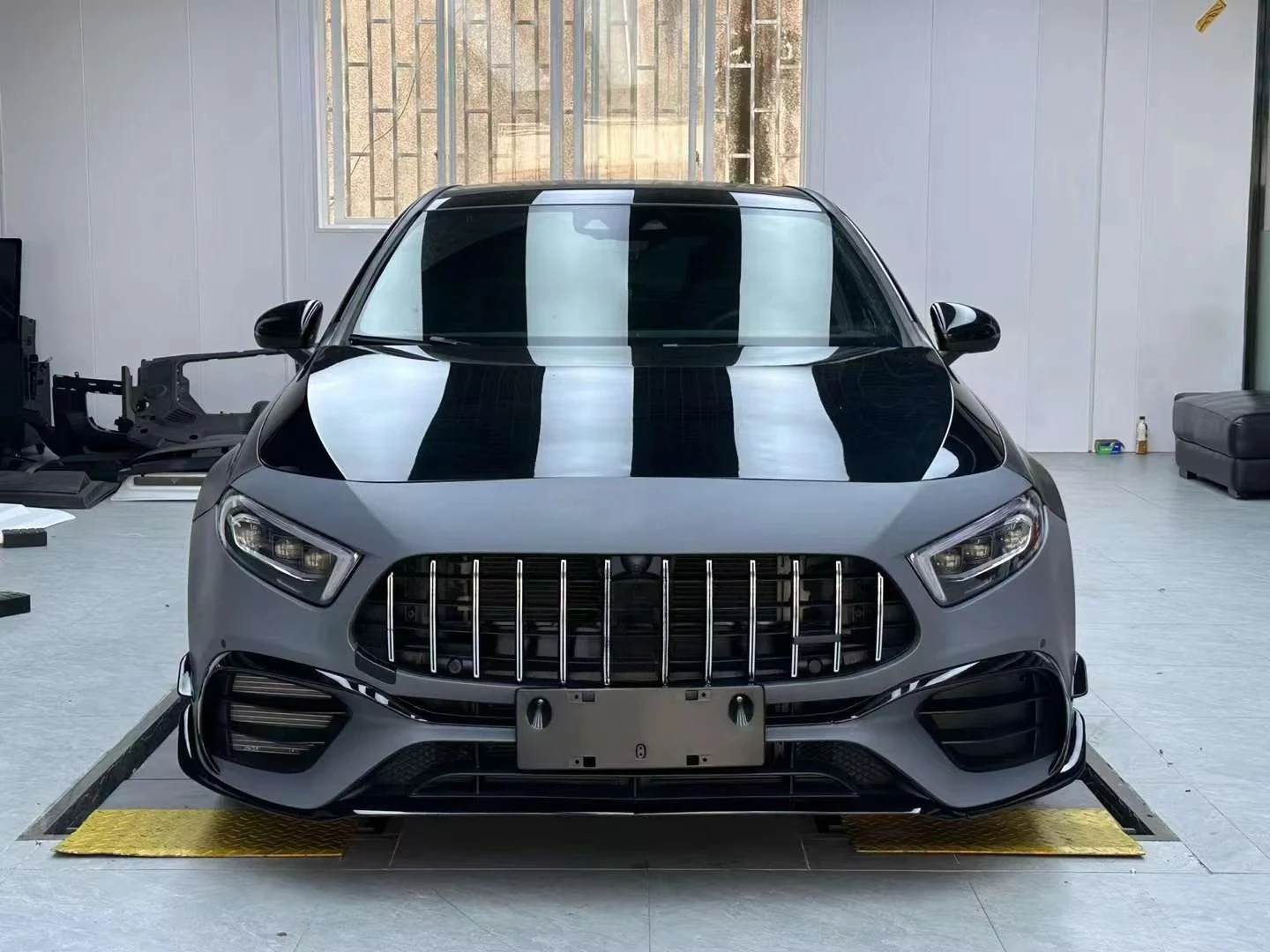 

Комплект обвеса для Mercedes-Benz W177 A180 A250 A35 (рестайлинг): широкий обвес ~MGA45, передний бампер, решетка радиатора, крылья, задний диффузор, выхлопные трубы