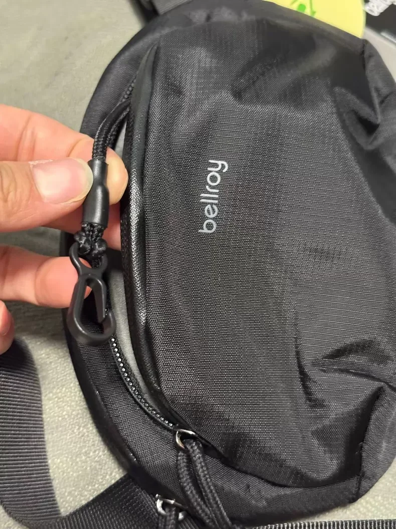 Bellroy Venture Hip Pack 1.5L Water-Resistant Outdoor Waist Bag Lightweight Sports Fanny Pack Magnetic Buckle EDC Sling Purse
