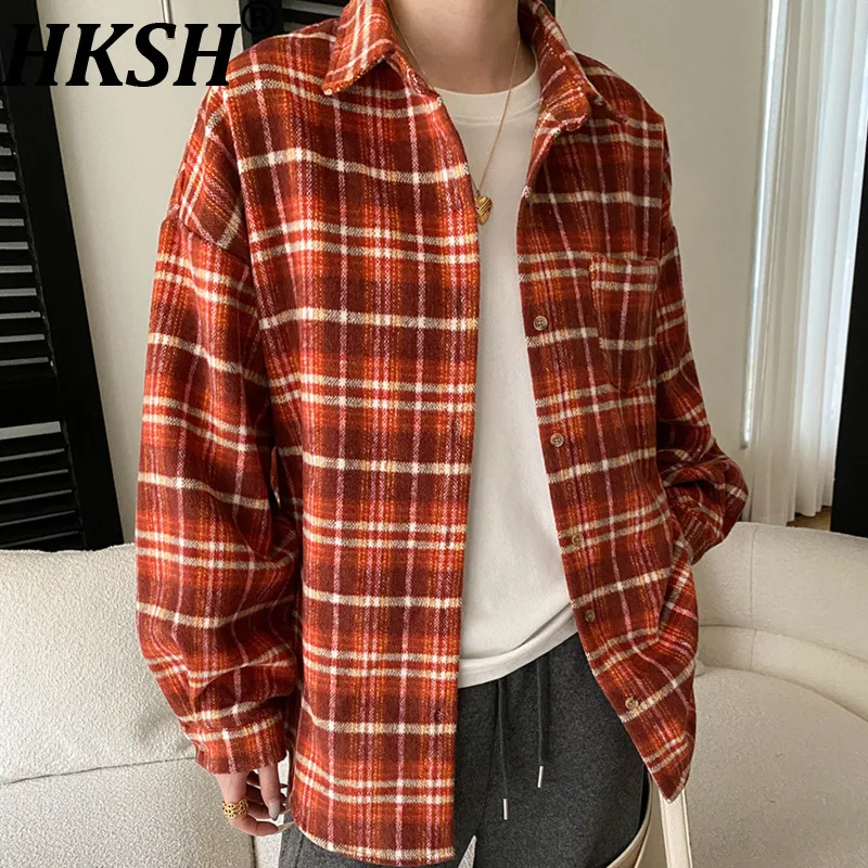 

HKSH Autumn Winter New Women Shirt American Retro Color Block Plaid Single Breasted Thickened Woolen Long Sleeves Blouse HK17030