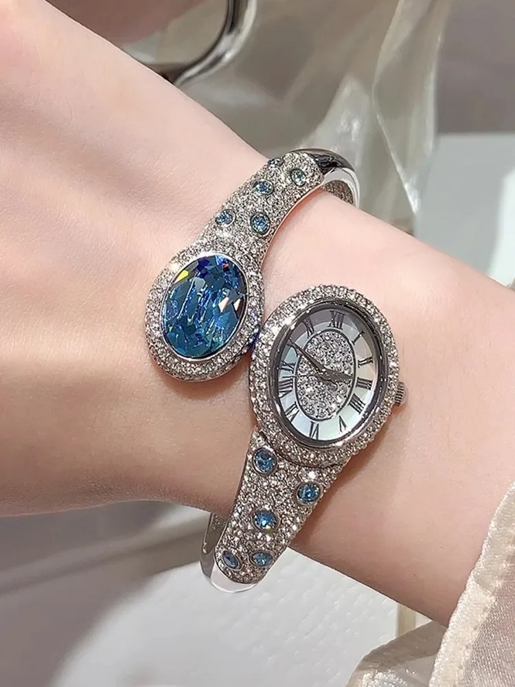 Elegant Women Snake Shape Diamonds Studded Quartz Watch Fashion Luxury Office Ladies Party Wristwatch Birthday Gift Jewelry