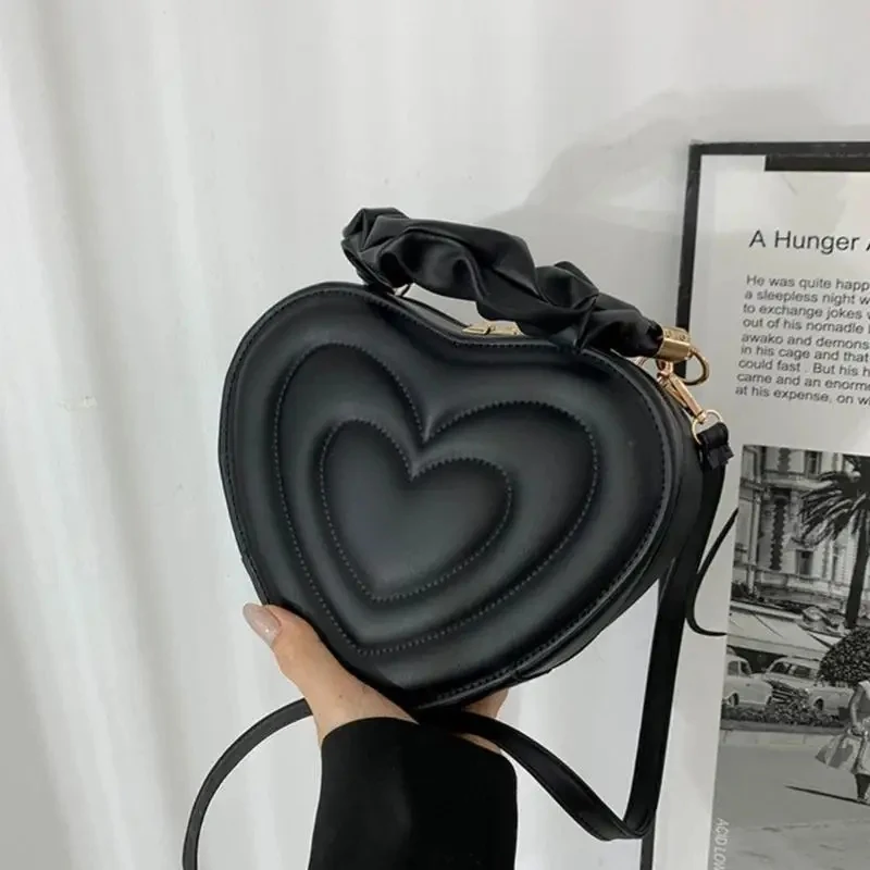 1Pcs Mode Liebe Herz Form Schulter Tasche Kleine Handtaschen Designer Umhängetaschen Für Frauen Solide Pu Leder Top Griff tasche – Detail 8