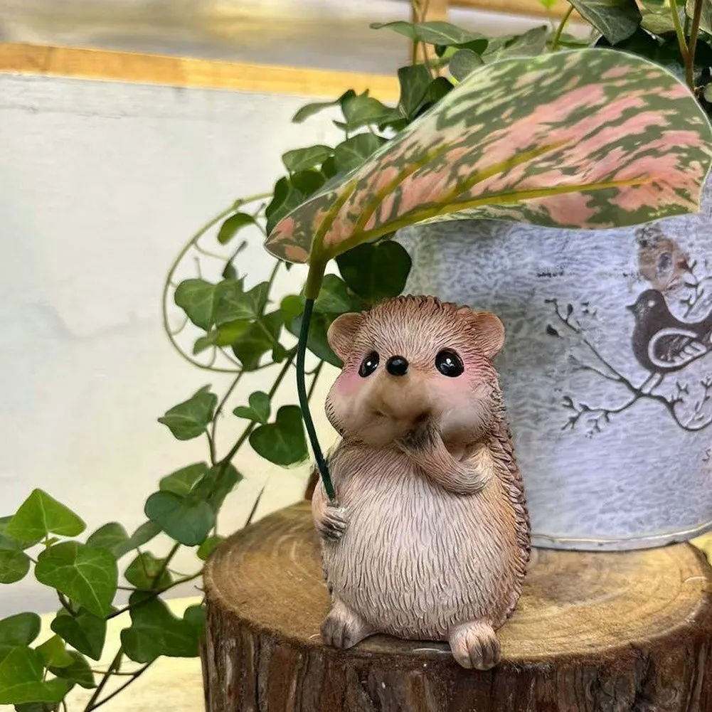 Niedliche Igel-Harzfigur, Cartoon-Tierstatue, Harz-Blatt-Regenschirm-Igel-Figur, Ornament für Garten- und Außendekoration