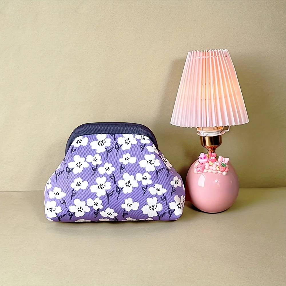 Neue Damenhandtasche mit Kirschstickerei, Modische und Praktische Stricktasche, Vielseitige Pendler-Cloud-Tasche. – Detail 12