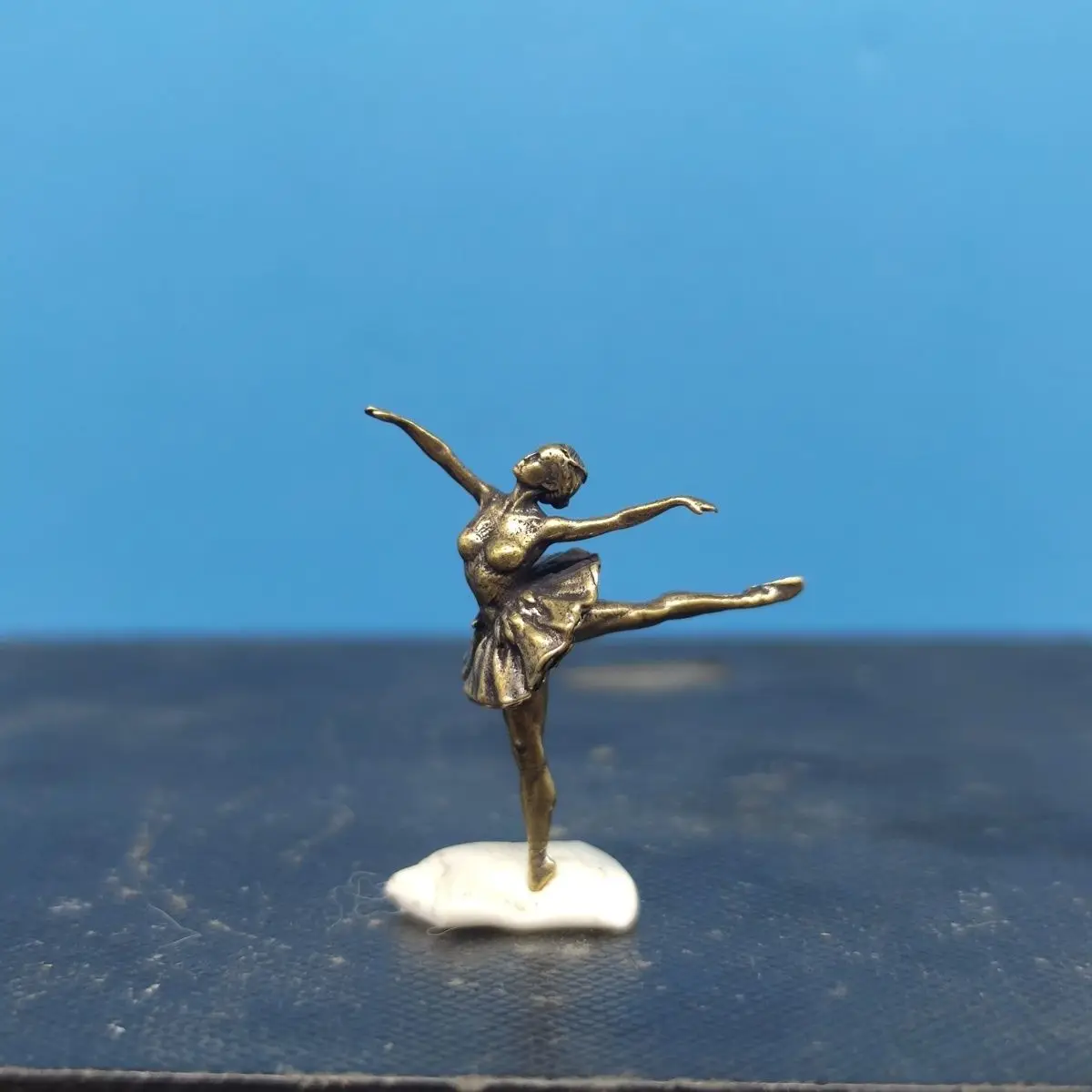 النحاس الحسية البجعة السوداء نموذج DIY مصغرة المشهد زخرفة مصغرة راقصة الباليه صور المشهد العناصر الزخرفية الصغيرة #1