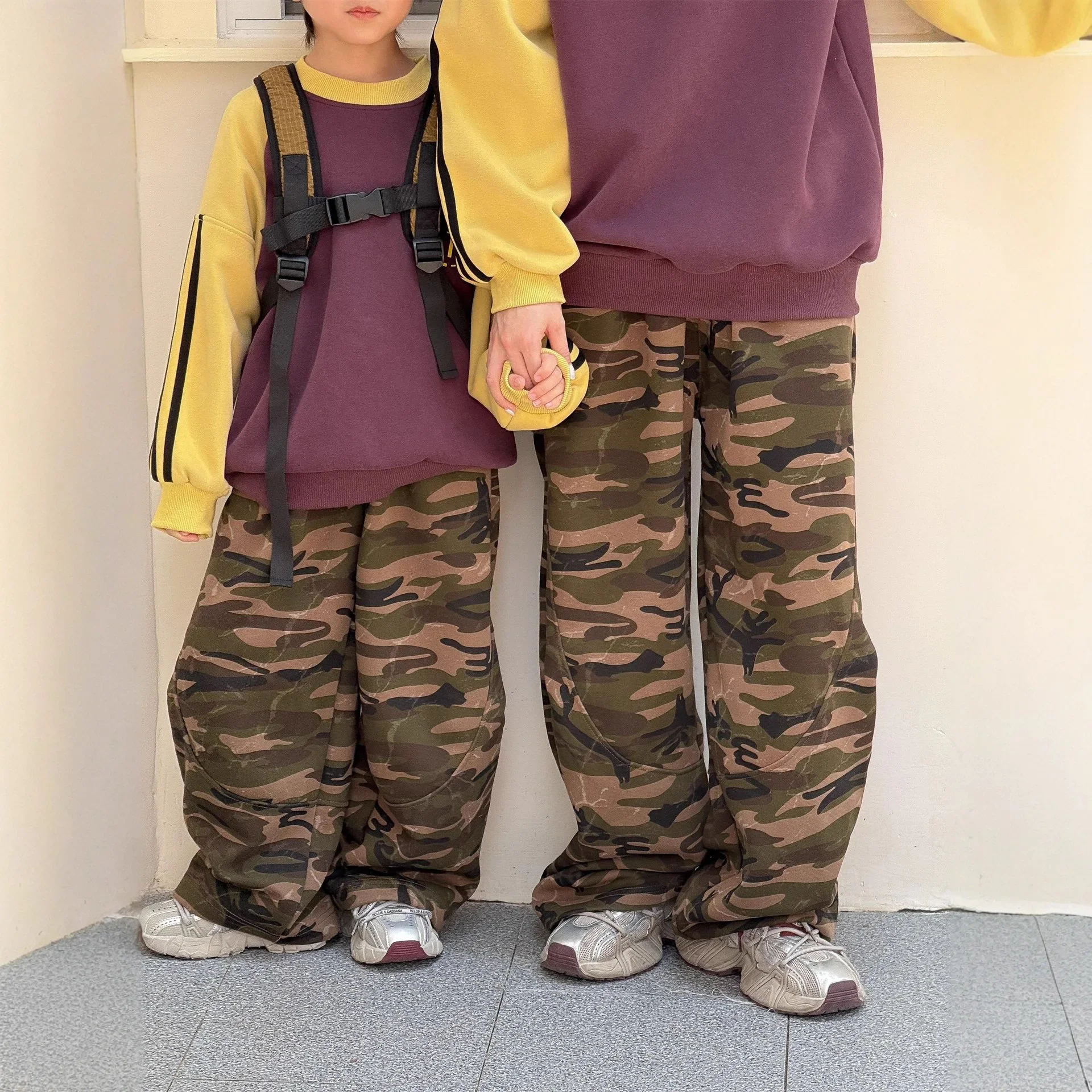 

Детские камуфляжные штаны 2025 года, семейная одежда, широкие брюки унисекс для мальчиков и девочек, одинаковые комплекты для папы, мамы, сына и дочки