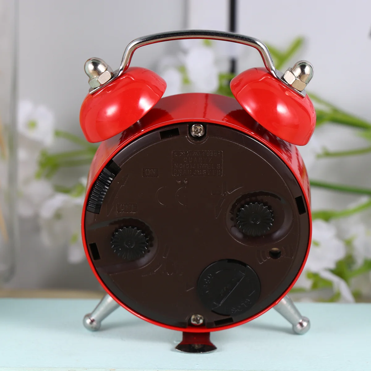 

1pc Union Jack Alarm Clock Red Desktop Silent Movement Bedside Decor For Dorm Home Students Simple Wake-Up Device