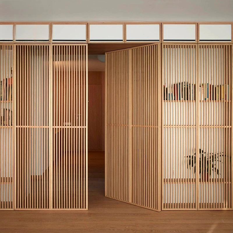 

Bed and breakfast hotel clubhouse Solid wood through flower partition Wooden door Invisible door Sliding screen