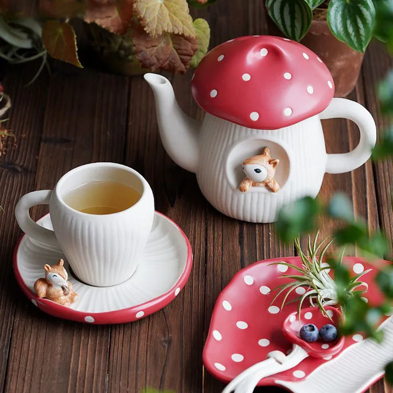 Red Mushroom Coffee Cup Saucer Exquisite Ceramic Afternoon Tea Set Simple Home Teapot Breakfast Milk Mug Cartoon Dessert Plate