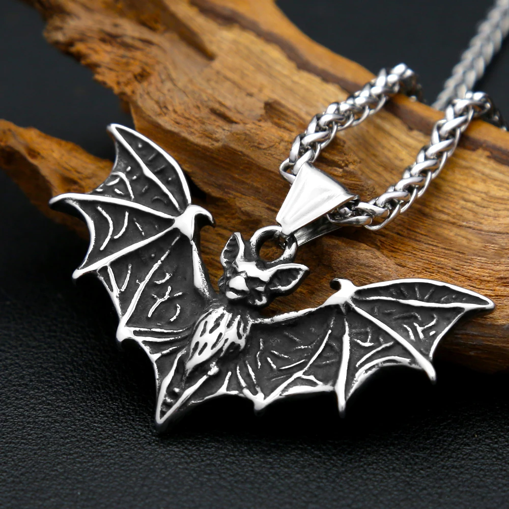 Gothic Fashion Stainless Steel Bat Pendant Detailed Necklaces For Men Women Fashion Punk Exaggeration Animal Jewelry Accessories