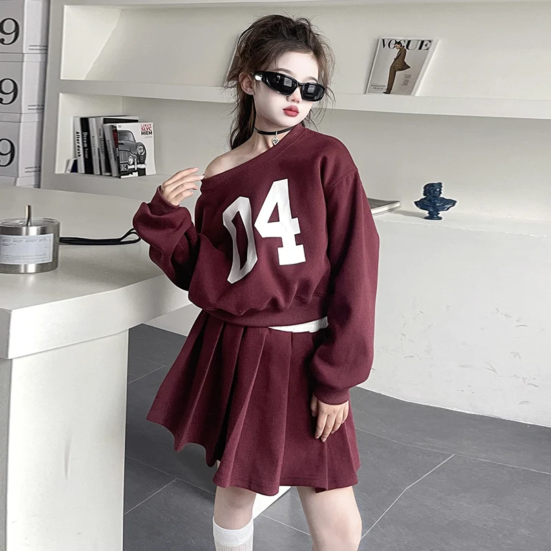 

Girls' Autumn Fashion Sets College Style Hooded Top & Pleated Skirt Trendy Fall Fashion for Kids Chic Schoolgirl Dress Suit