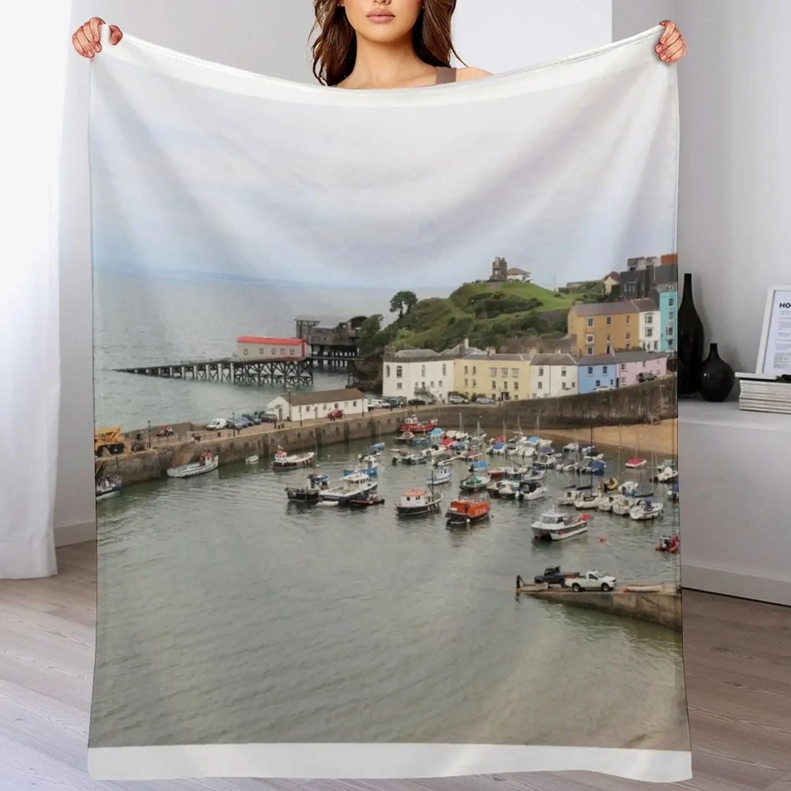 

New 10-B Throw Blanket Cute Bed linens Thins Plaid Blankets