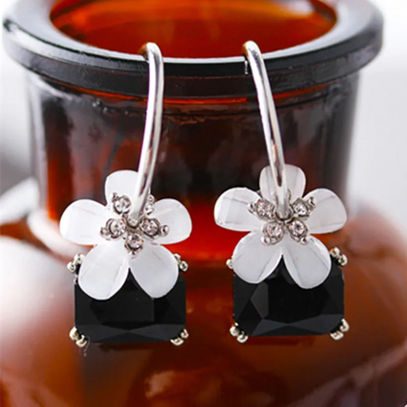 1Pair Selling Exaggeration Trend Fashion Crystal Cherry Blossoms Flower Earrings For Woman Wedding Jewelry Statement Earring