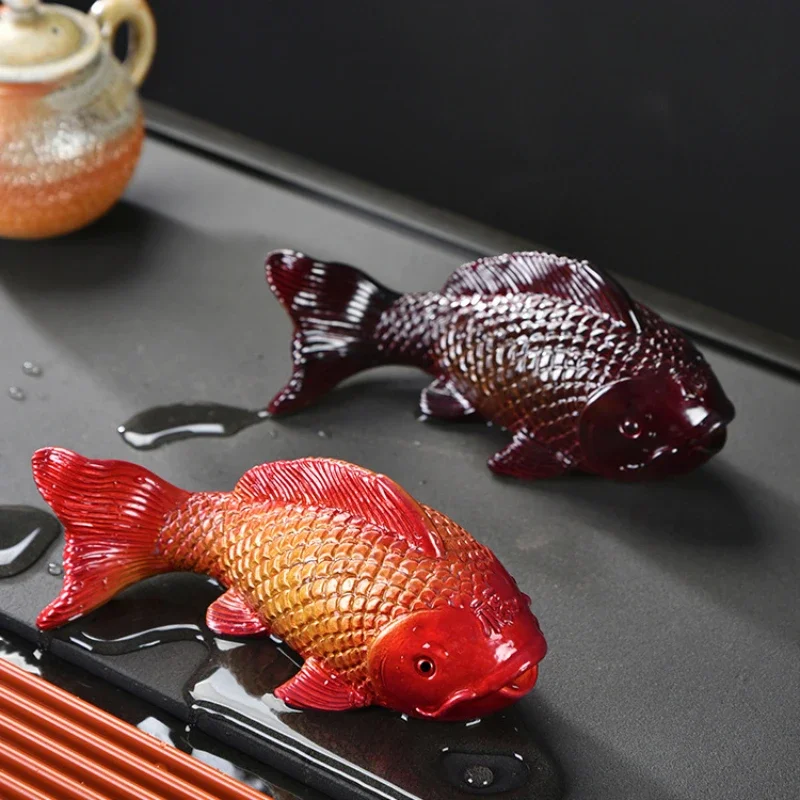 Colour-changing Koi Carp Creative Desktop Tea Table Ornaments Decorations Two Fish Report Happiness Zen Teaware Accessories