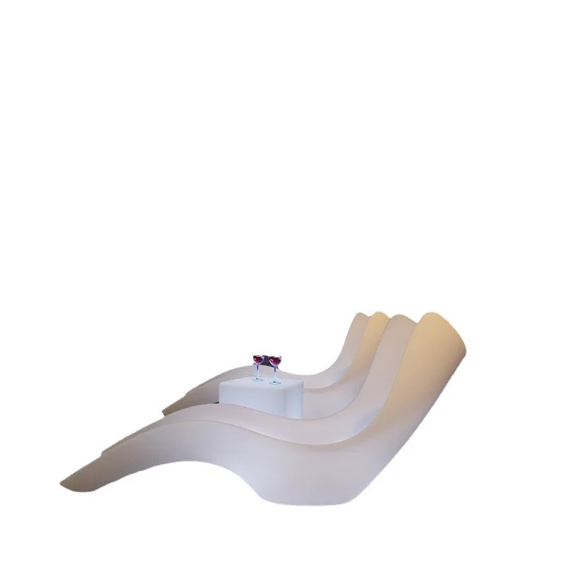 

Colorful outdoor loungers Outdoor courtyard Swimming pool Outdoor leisure chairs Beach chairs Beach luminous