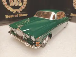 BOS 1:18 420G Mark X Vintage Car Simulation Limited Edition Resin Metal Static Car Model Toy Gift