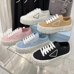 Chaussures en toile à l'offre elles optiques pour femmes, polyvalentes, décontractées, augmentation, petites chaussures blanches, mode, muffin, biscuit, printemps, été, nouveau