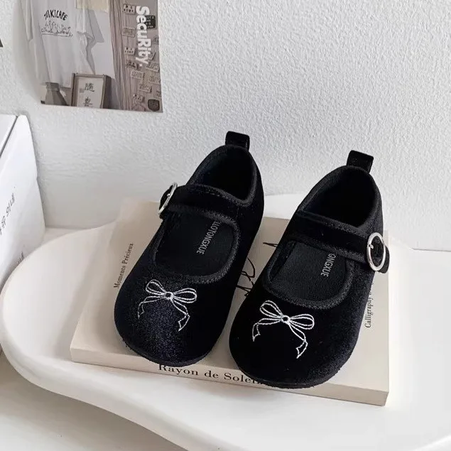 

Весенние повседневные туфли для девочек с круглым носком, на липучке, низкие, милые, детские, на плоской подошве, однотонные, нескользящие, модные, на каждый день