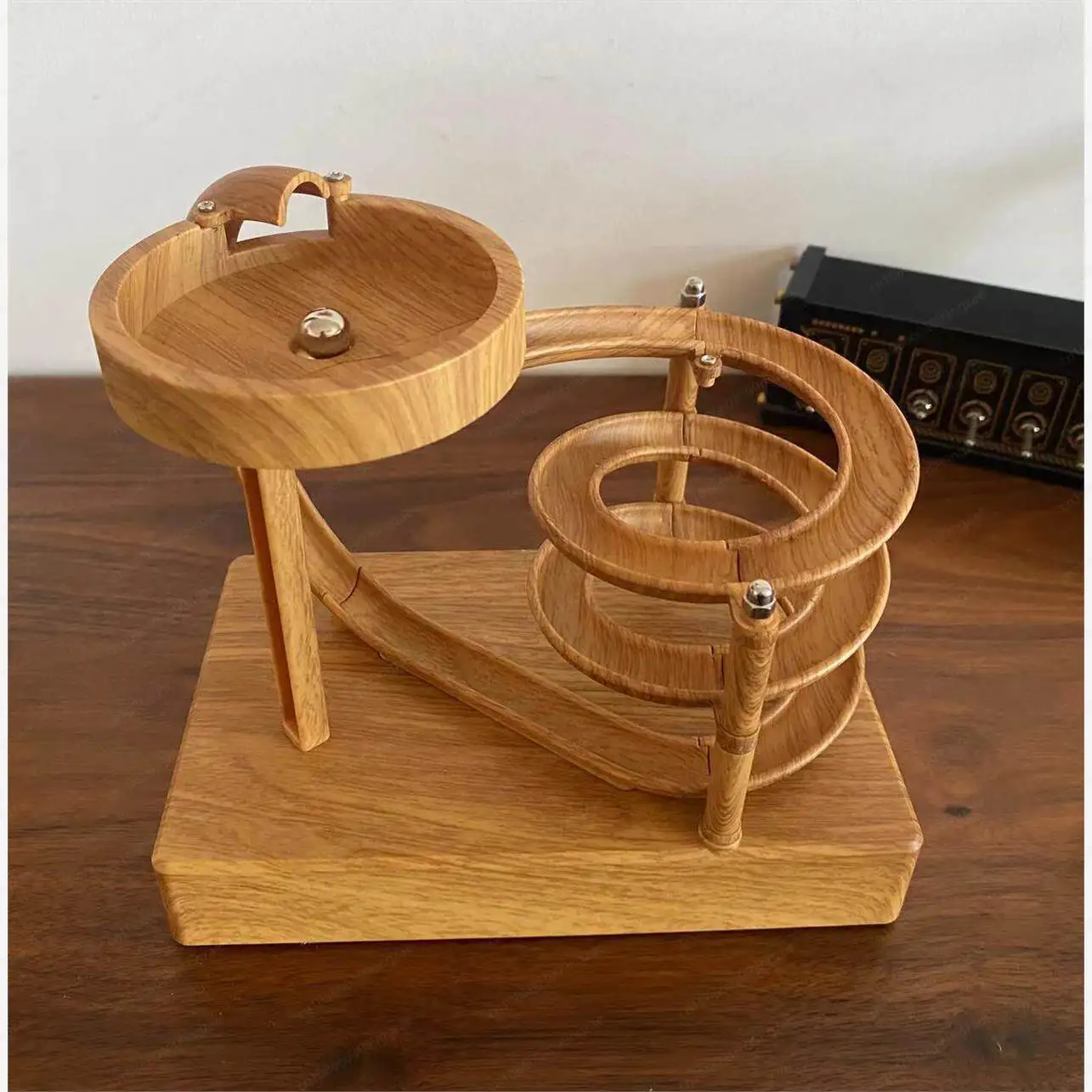 

Perpetual motion machine dynamics decompression magnet ornament marble, ball cycle magnetic slide track toy