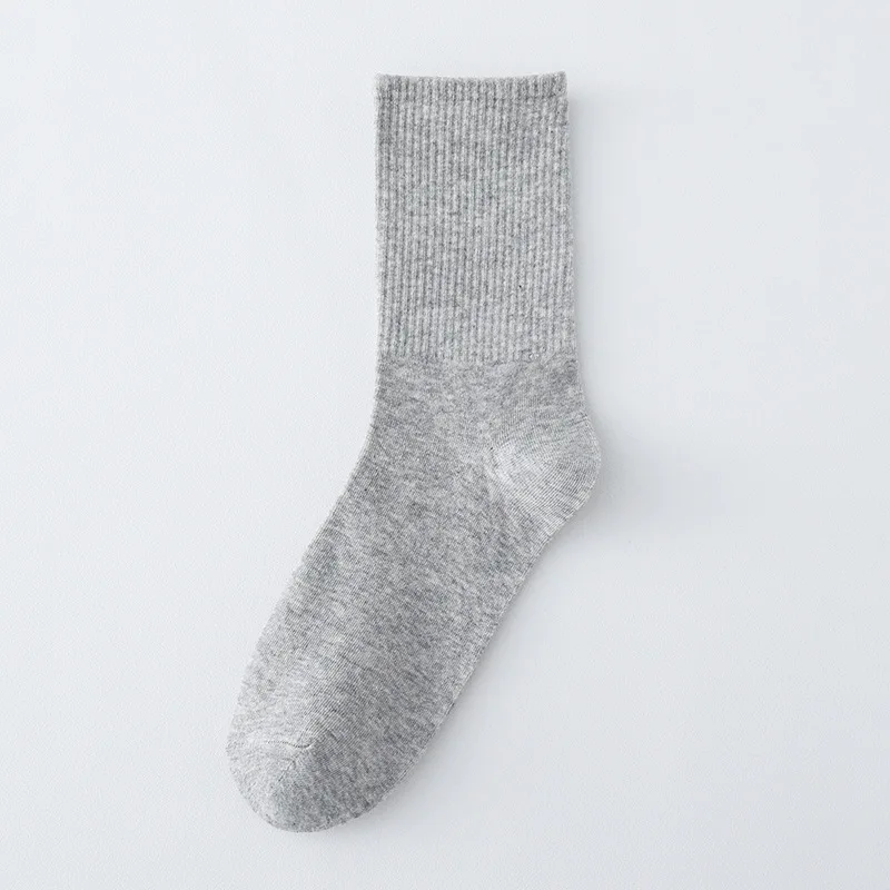 جوارب رجالية بلون سادة من القطن المسامي، جوارب رياضية احترافية، جوارب كرة سلة متوسطة الساق ماصة للعرق للجنسين