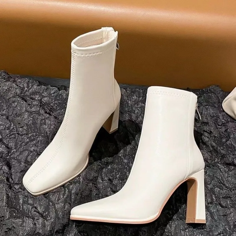 

Winter Warm Women Ankle Boots Fashion Zippers Elegant Thick High Heel Shoes Street Style Keep Warm Ladies Short Boot Beige