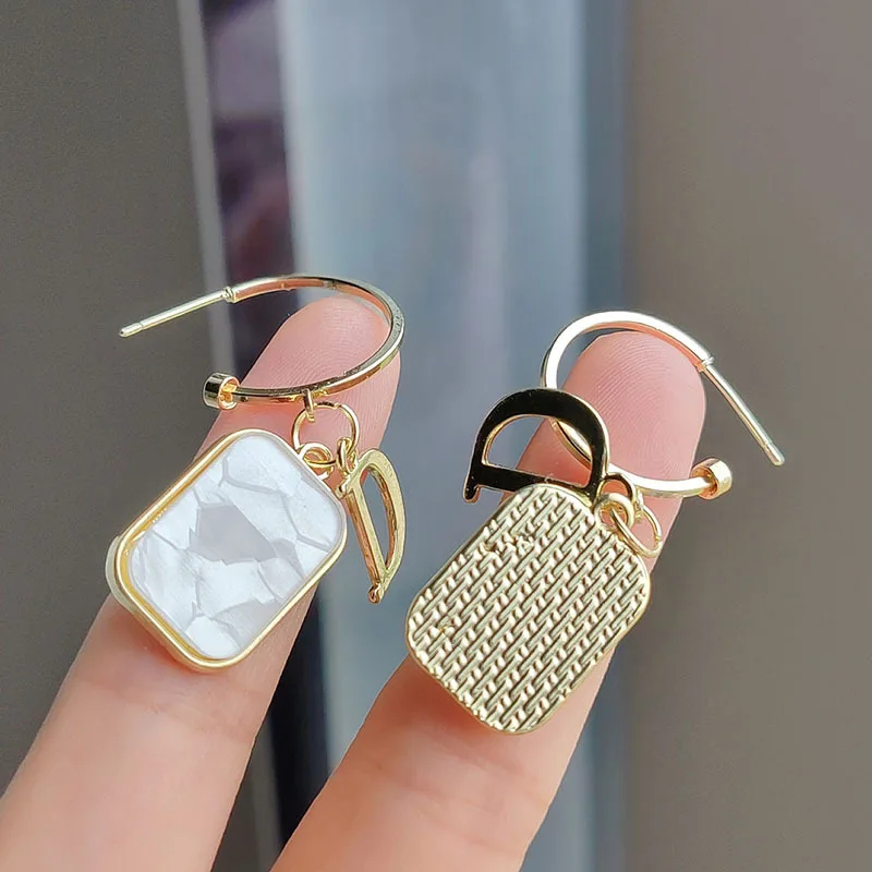 Vintage Gold Color Letter D Drop Earrings for Women Korean Classic Geometric Letter Charm Earrings Female Jewelry Party Gifts