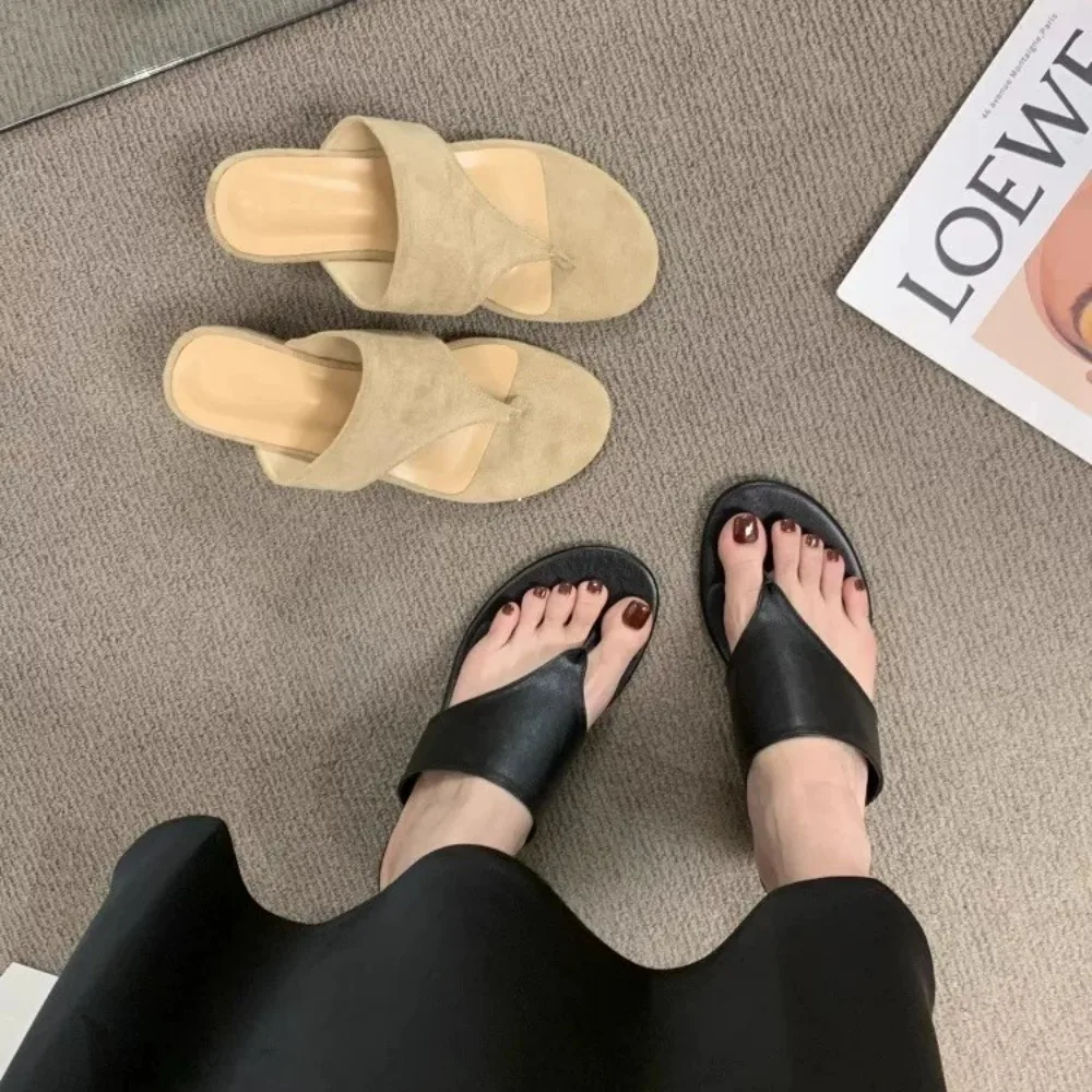 Designer Summer Dress Shoes New Style Women's Slimming Slope Heel Korean Version Bare Toe Flip Flops Cool Slippers Sandals