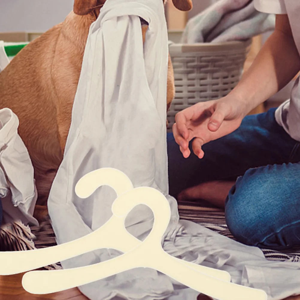

30pcs Hangers High Grade Plastic Small Hanger Dog Apparel Garment Toddler Small Dog Clothes Hangers Practical Easy Use