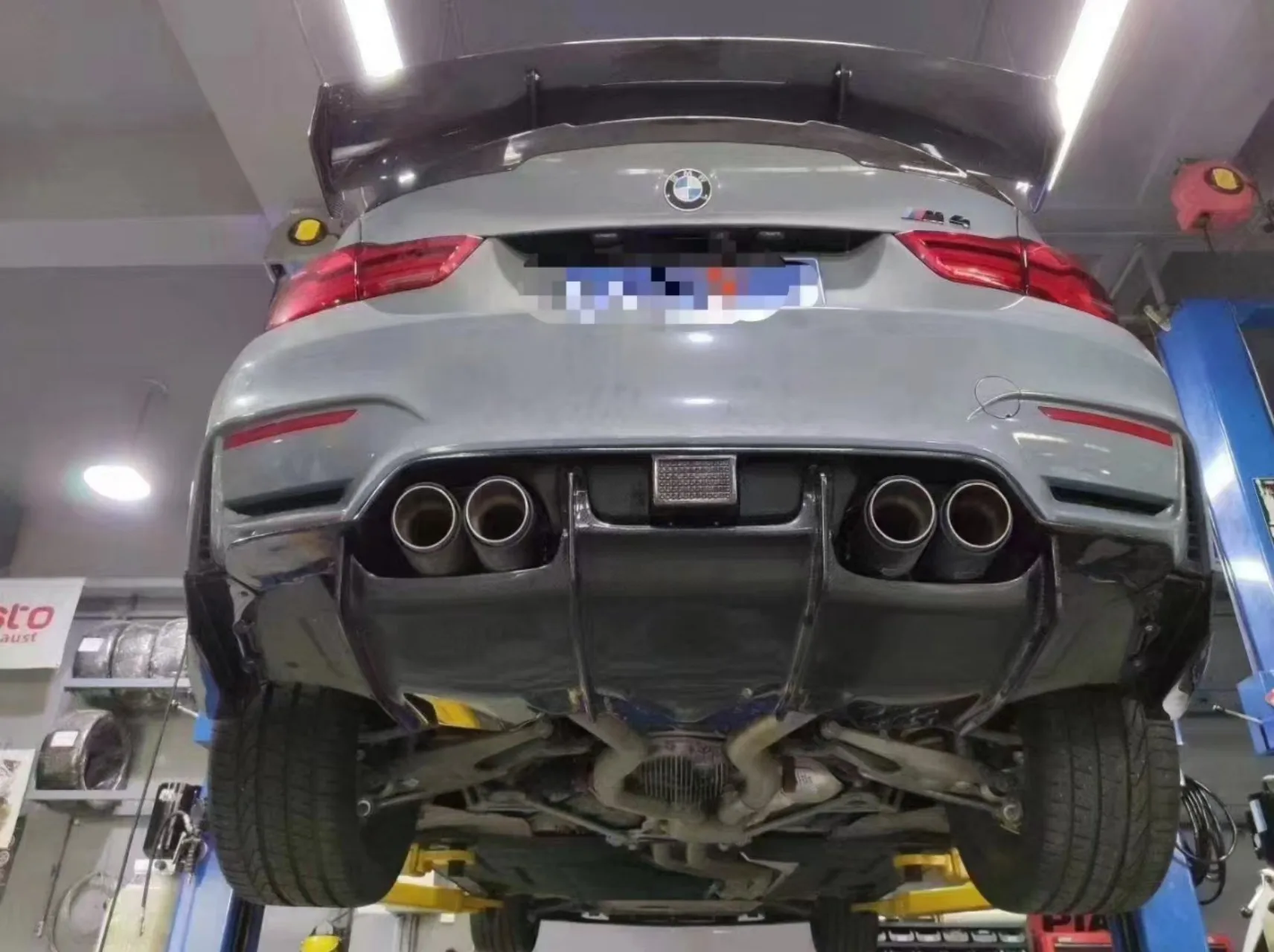 PSM Style Carbon Fiber Rear Diffuser for BMW F80 M3 F82 F83 M4 2014+ Rear Bumper Lip Splitter Lower Spoiler Splitter Body Kit - view 4