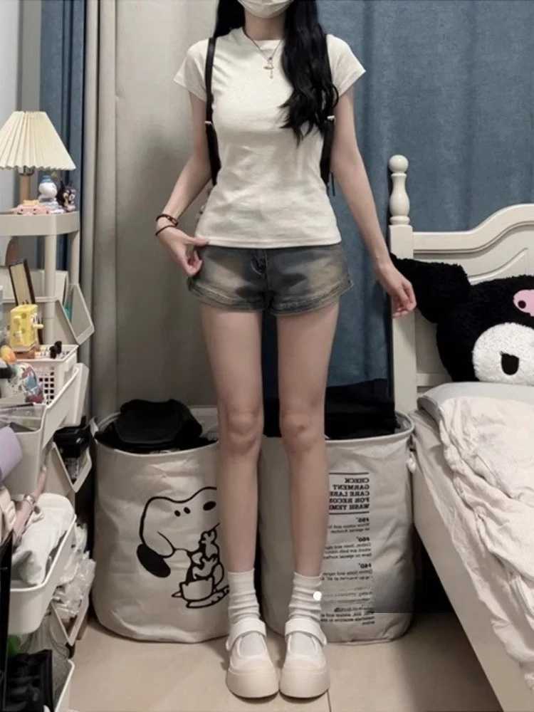 

Джинсовые orts с высокой талией в стиле ретро, женские тонкие зимние шорты трапециевидной формы, утягивающий дизайн, повседневные прямые джинсы