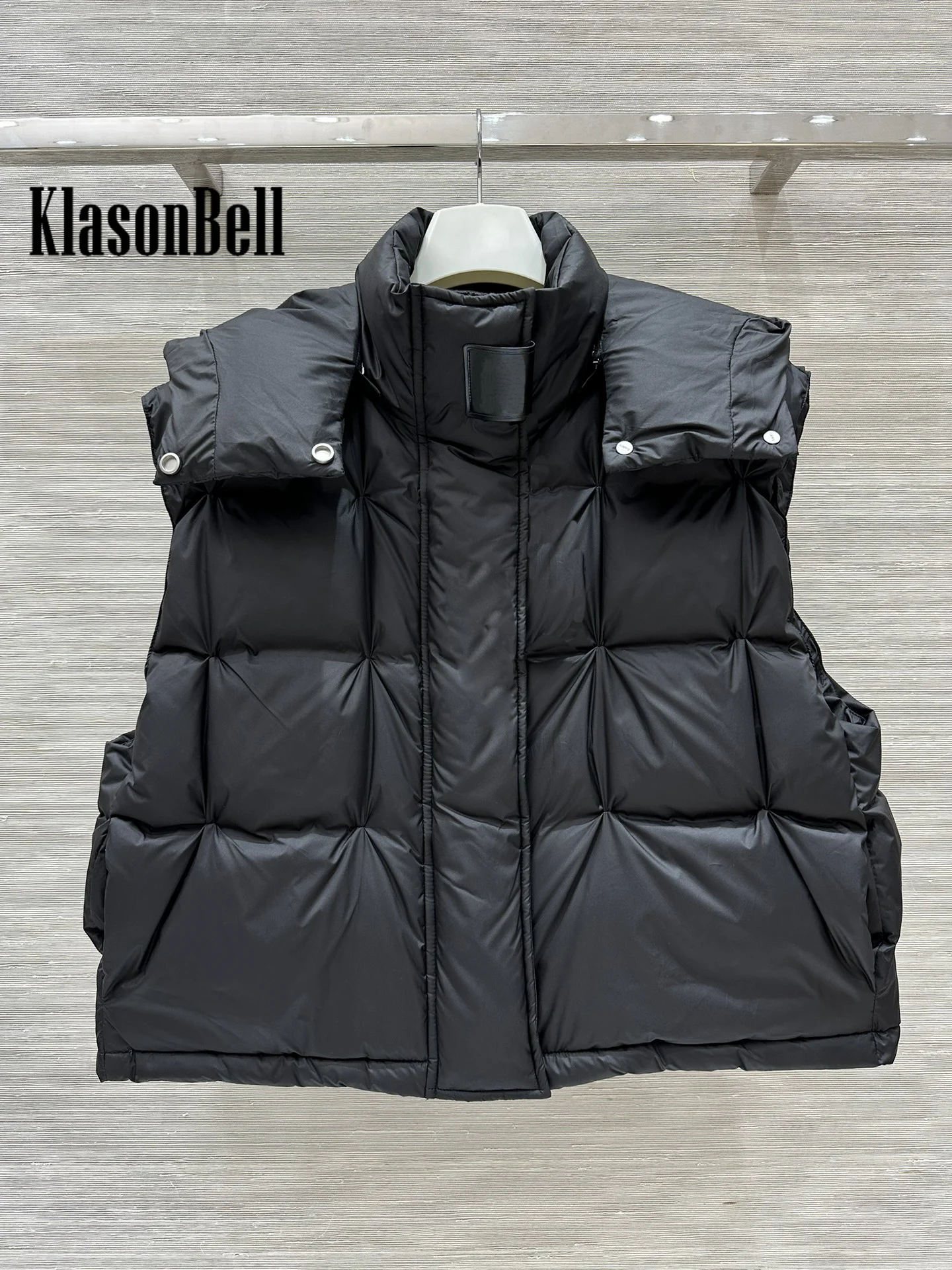 8.26 KlasonBell Women\'s 2024 Autumn Winter New Letter Leather Brand Quilted Down Vest Hooded Detachable Drawstring Hem Coat