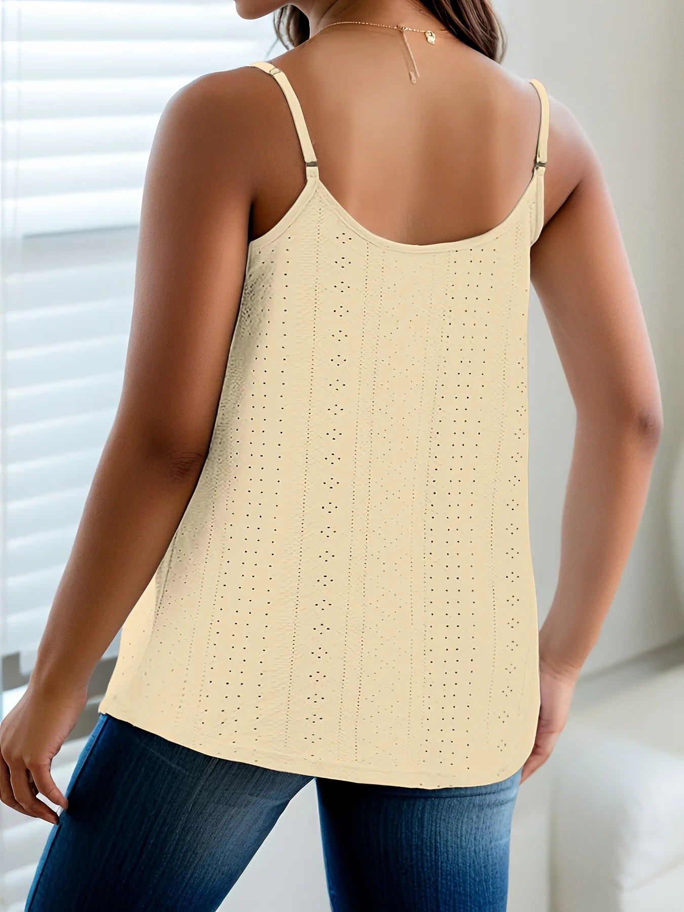 Stylish Plus Size Women's Sleeveless Top with Eyelet Design for Ultimate Comfort and Elegance