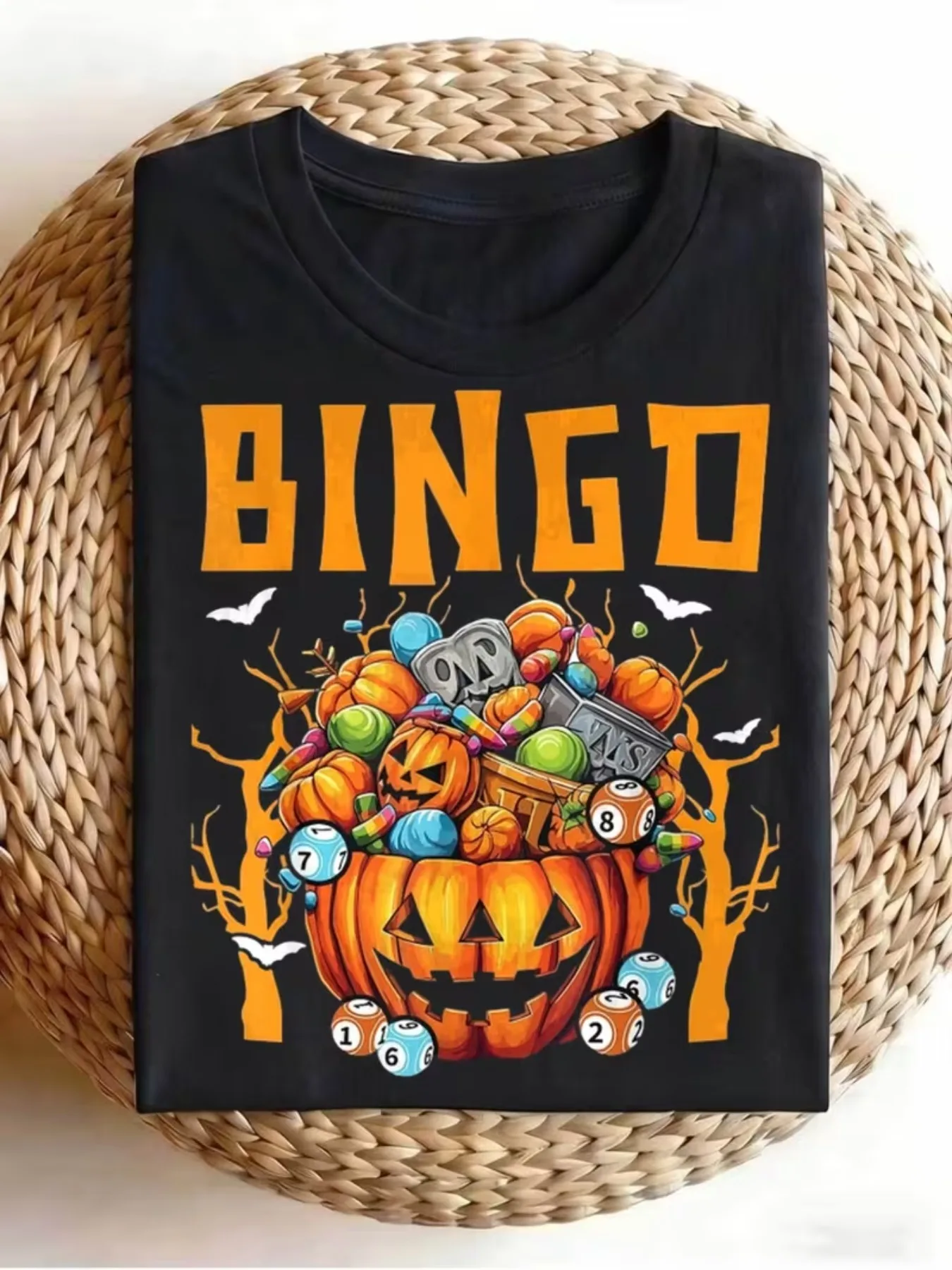 Fun Retro Print Men's T-Shirt, Bingo Halloween Trick or Treat, Bingo Player Bingo Caller T-Shirt, Retro Casual Crew Neck Print T-Shirt