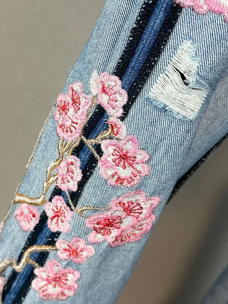 Fashion Ladies Streetwear Blue Embroidered Flowers Jeans Designer Womens Retro Loose Micro Flared Pant Straight Denim Trousers