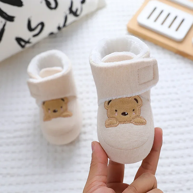 Sepatu bot bayi 0-18 bulan, sepatu bot salju beruang kecil lucu Anti selip lembut dan nyaman untuk balita