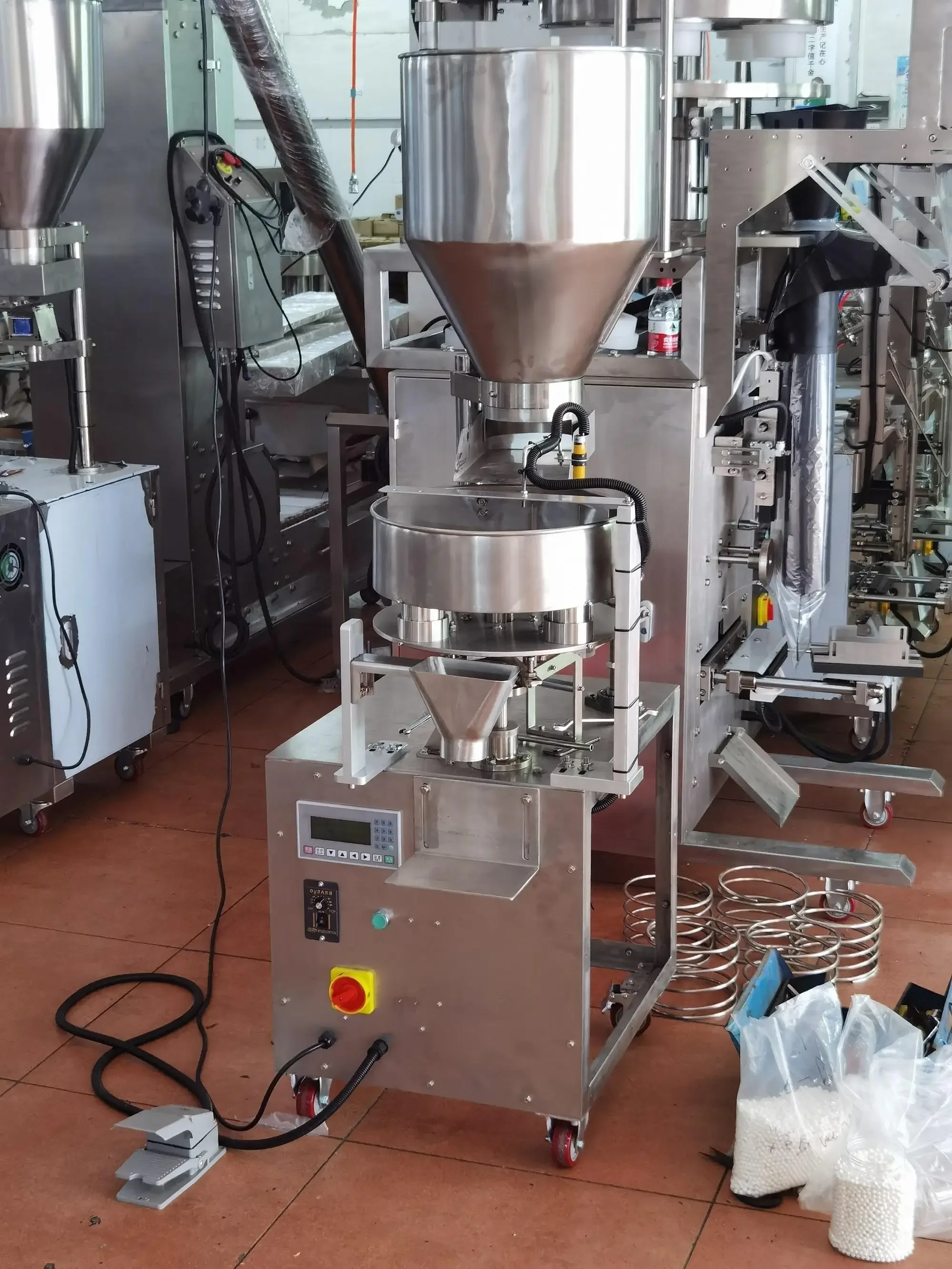 Vertical Semi-automatic Granule Small Coffee Candy Pouch Bottles Cans Bag Weighting Filling Packing Machine