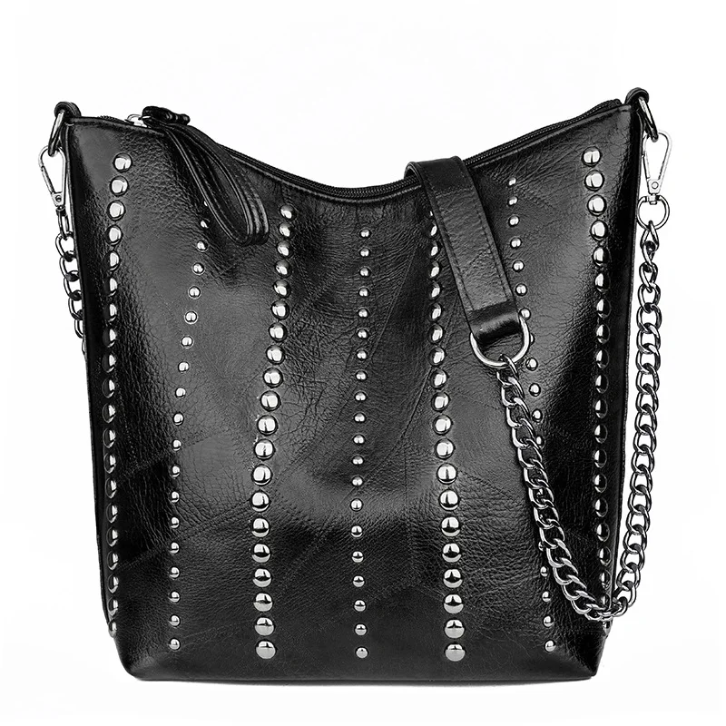 Vintage Style Studded Versatile Shoulder Bag Rivet PU Leather Shoulder Bag Large Capacity Zipper Punk Style Trendy Crossbody Bag