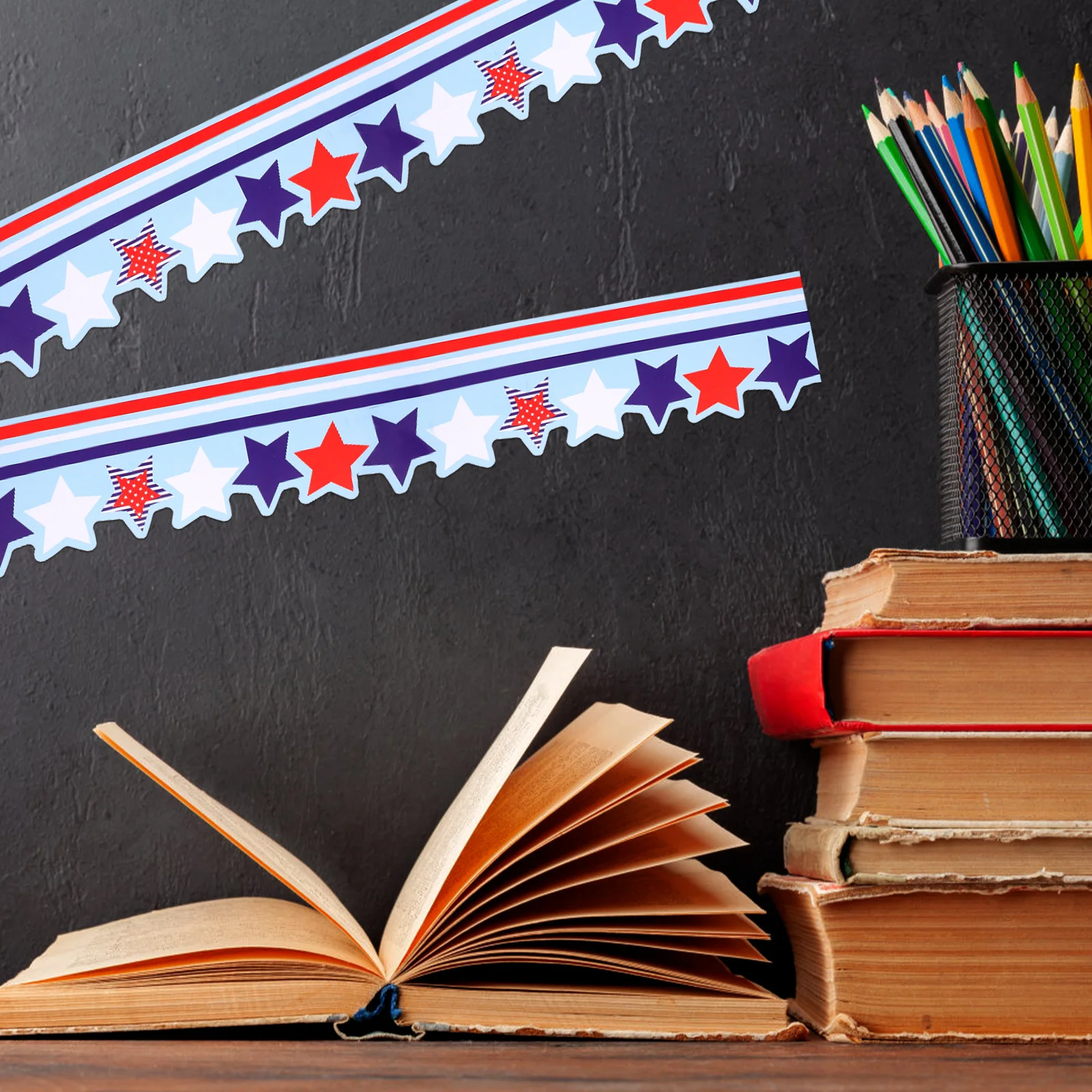 

1 Roll Independence -Pointed Star Border Decor Bulletin Board Sticker Removable Stylish Classroom Trim