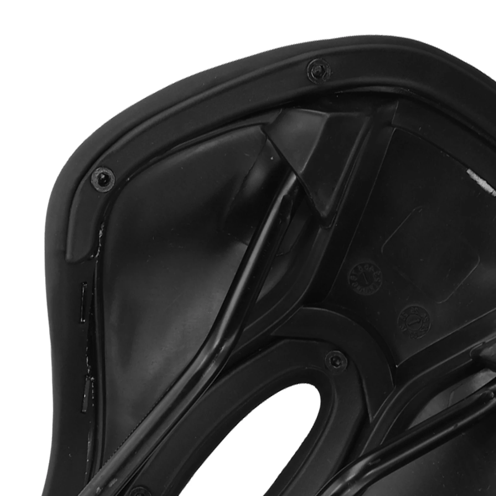 

Comfortable Riding Bicycle Saddle Breathable Bike Seat Aerodynamic Structure High-Toughness Leather Lightweight Saddle For MTB