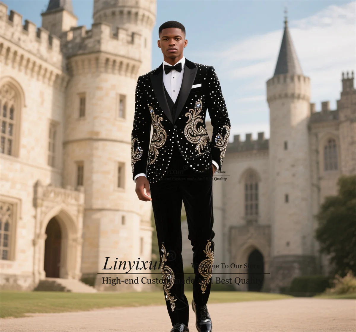 

Handsome Slim Fit Men Suits Customized Diamond Rhinestones Wedding Party Tuxedos 3 Pieces Sets Groom Male Blazer Ternos Completo