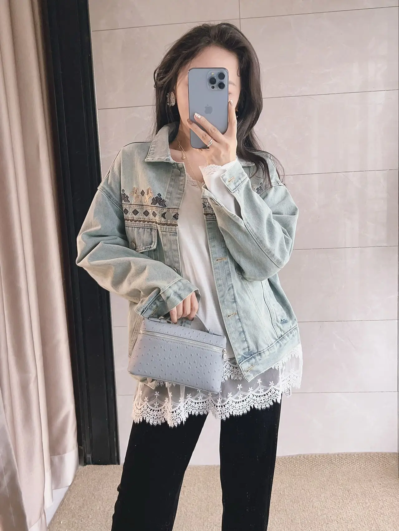 

Романтичная джинсовая куртка свободного кроя с вышивкой, светло-голубая, во французском стиле, с длинными рукавами, 100% хлопок, женская верхняя одежда