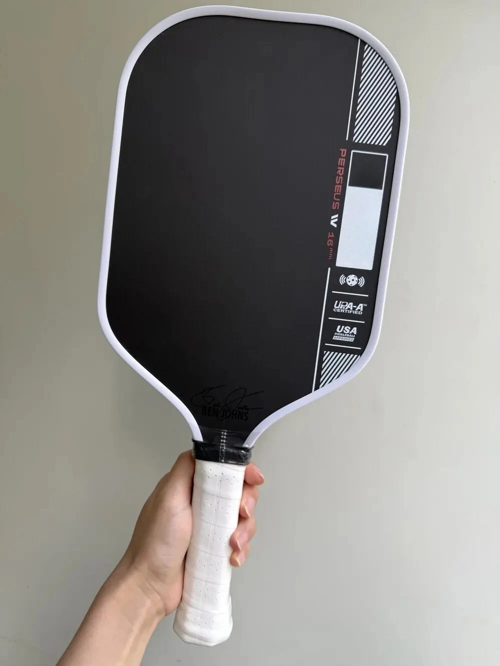 

Профессиональная ракетка для пиклбола BEN JOHNS PERSEUS Pro IV Series 16MM с сердцевиной из пены TFP, 4-е поколение