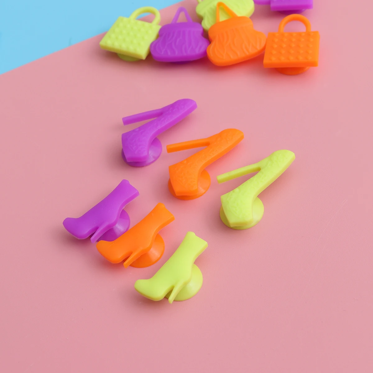 

Wine Glass Marker Silicone Drink Identifier Decorative Cup Recognizer Non Slip Heat Resistant Food Grade Eco Friendly Party